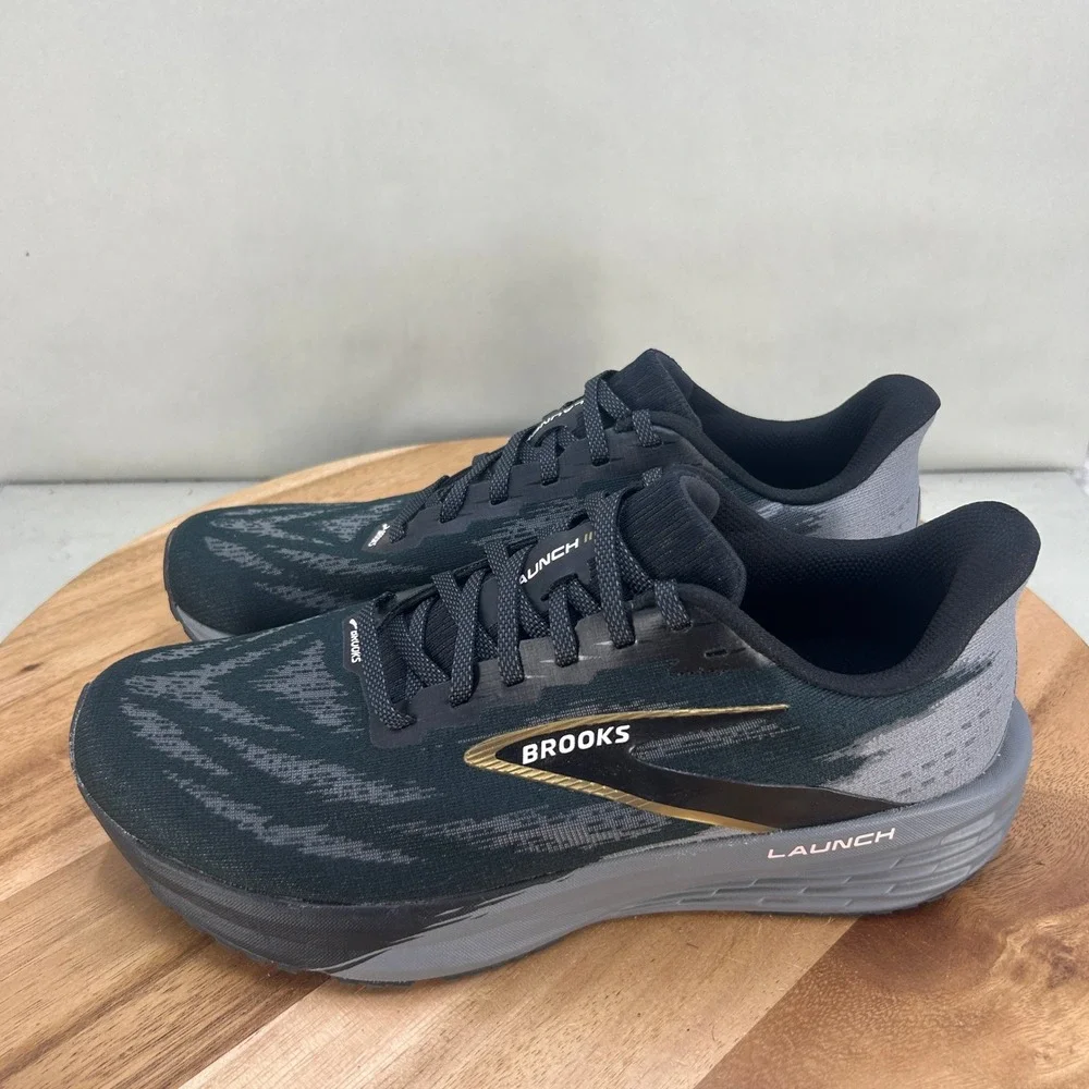 Brooks Launch 11 Mens Running Shoes Black Grey Gold 1104501D077 Size 9 D